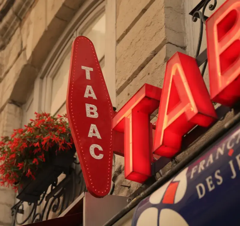 Rideau Métallique Buraliste Strasbourg : Guide Complet 2025